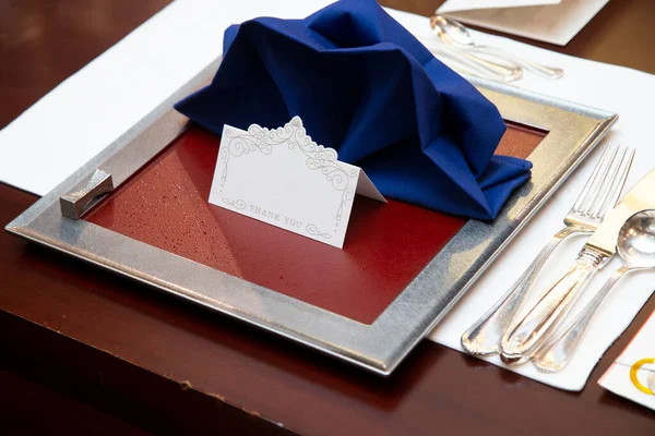 Düğün gelini ve damat masası.