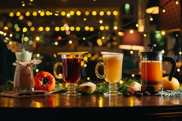 Olika Höst Eller Vinter Säsongs Alkohol Varma Cocktails Kaffe Cocktail — Stockfoto