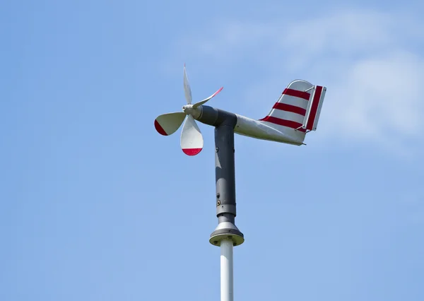 Stazione meteorologica sul cielo — Foto Stock