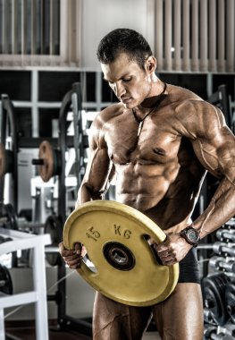 Vücut geliştirici