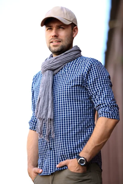 Portrait of trendy young man in the city — Stock Photo, Image