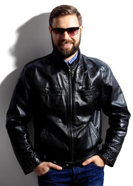 zarif yakışıklı adam.