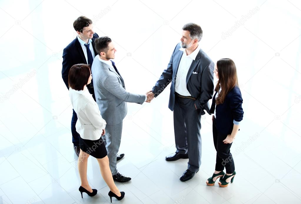 Resultado de imagen para IMAGENES DE BIENVENIDOS PERO DÃNDOSE LA MANO