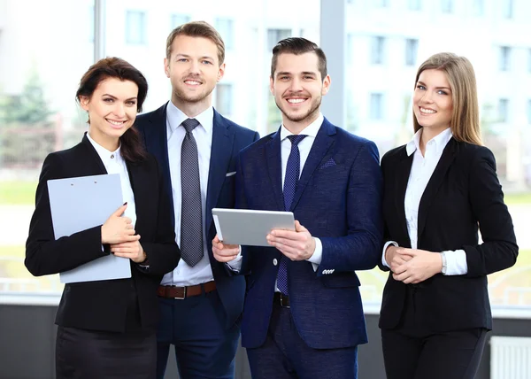 Glada leende verksamhet team — Stockfoto