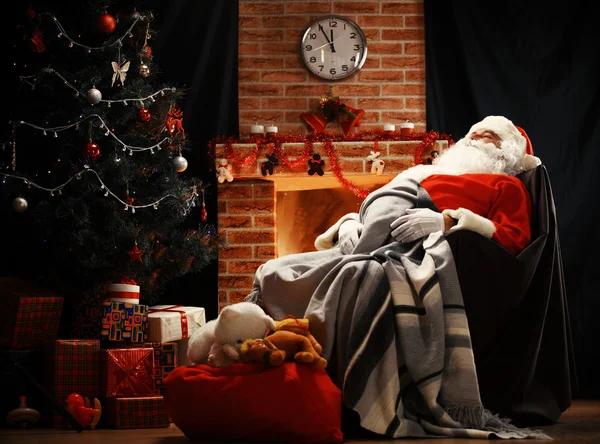 Weihnachtsmann beim Ausruhen — Stockfoto