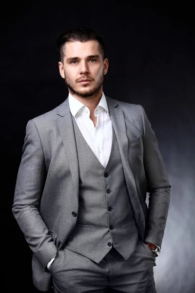 Portrait of handsome stylish man in elegant suit — Stock Photo, Image