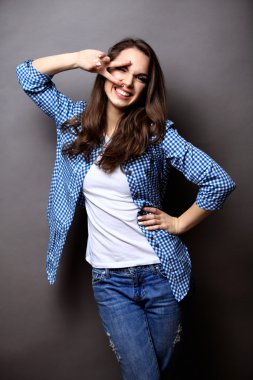 Yaz parlak renkli hipster bez yüksek moda look.glamor şık güzel genç kadın modeli