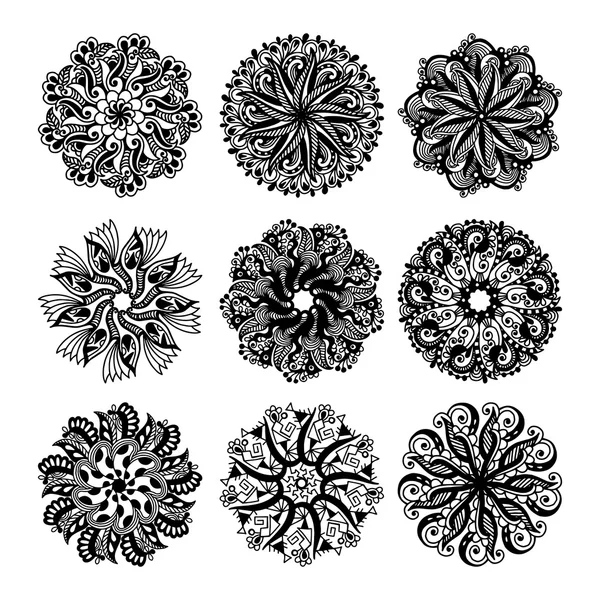 Svart och vit cirkel spetsar mönster samling, jul design — Stock vektor