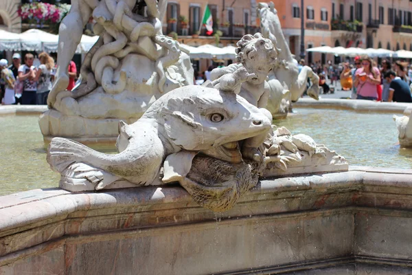Roma, Italia, dettaglio scultoreo della Fontana di Nettuno — Foto Stock