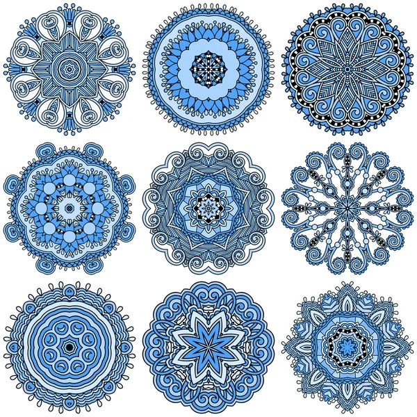 Ornement en dentelle circulaire, motif napperon géométrique décoratif rond, — Image vectorielle