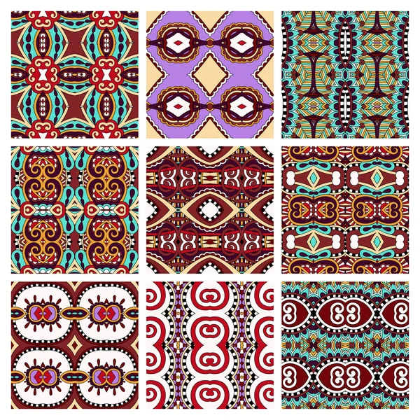 Set of different violet colour seamless vintage geometric — Stock Vector