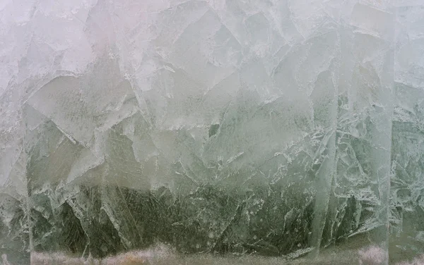 buz thaws.background.