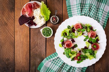 Pişmiş pancar salatası