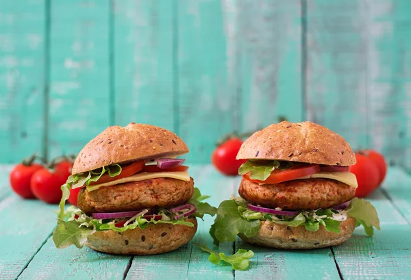 Büyük sandviçler - hamburger — Stok fotoğraf
