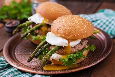 Lezzetli tavuk Burger