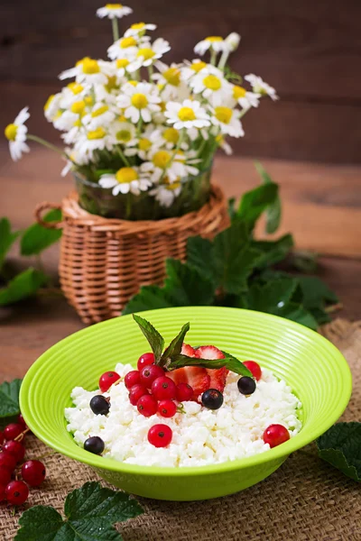 Cottage cheese for breakfast — Stock Photo, Image