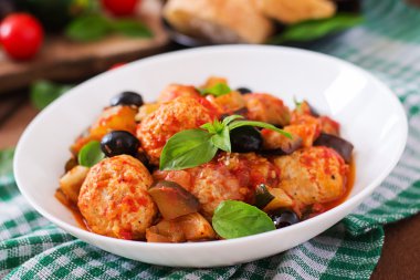 Sebze ile sulu köfte