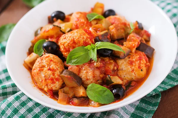 Sebze ile sulu köfte