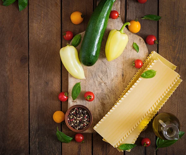 Ingrediënten voor vegetarische lasagne — Stockfoto