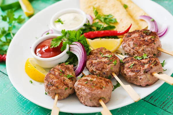 Étvágygerjesztő Kofta kebab — Stock Fotó