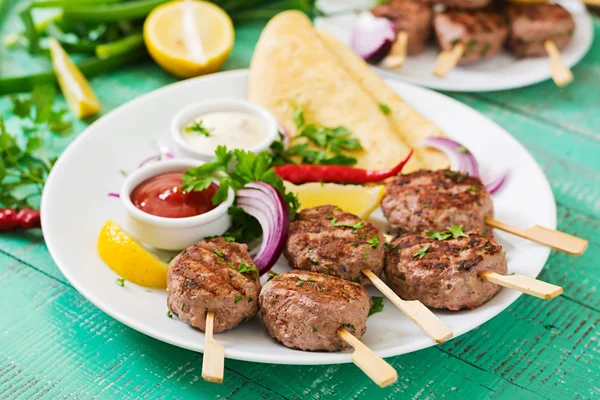 Kebab kofta appetitosi — Foto Stock