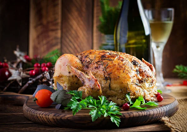 Dinde Poulet Cuit Four Table Noël Est Servie Avec Une — Photo