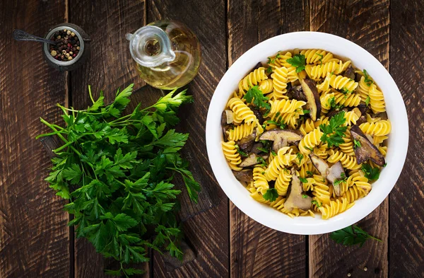 Fusilli Pasta Gluten Free Forest Mushrooms White Plate Vegetarian Vegan — Stock Photo, Image