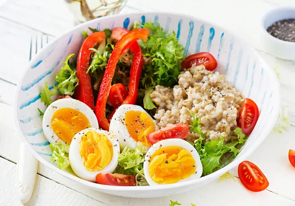 Breakfast Oatmeal Porridge Green Herbs Boiled Egg Tomatoes Paprika Healthy — Stock Photo, Image