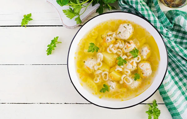 Sopa Almôndegas Frango Saudável Massa Receita Simples Para Cozinhar Casa — Fotografia de Stock