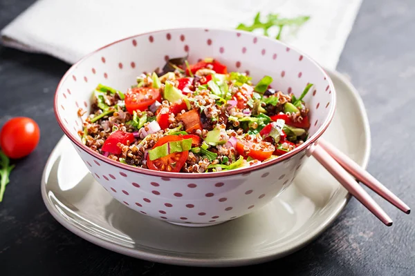 Ταμπουλέ Κινόα Tabbouleh Σαλάτα Παραδοσιακή Μέση Ανατολή Αραβική Κουζίνα Σαλάτα — Φωτογραφία Αρχείου