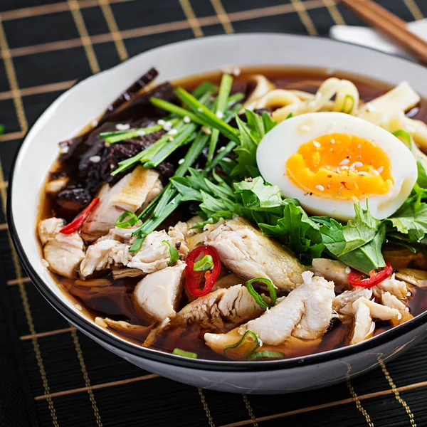 Soupe Miso Soupe Ramen Japonaise Avec Poulet Oeuf Nori Nipposinica — Photo