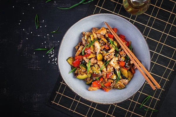 Stir Fry Chicken Zucchini Sweet Peppers Chinese Food Top View — Stock Photo, Image