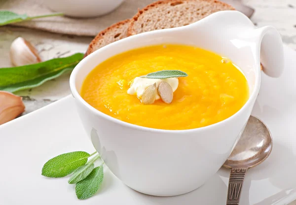 Cream of pumpkin soup — Stock Photo, Image