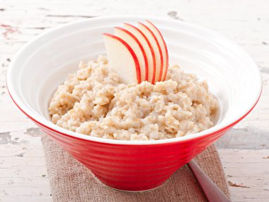 bir kase yulaf lapası