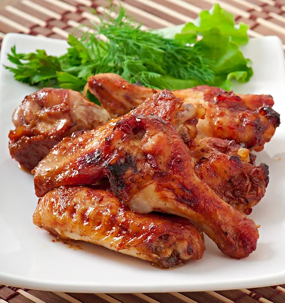 Baked chicken wings in the Asian style — Stock Photo, Image