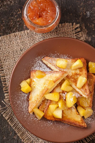 French toast with caramelized apples — Stock Photo, Image