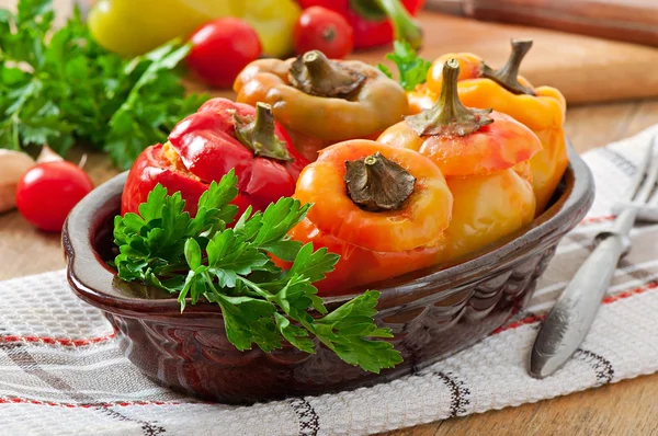 Stuffed peppers minced chicken — Stock Photo, Image