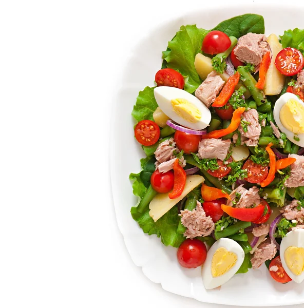 Salada de salmão fresca, ovos de alface e de codorniz — Fotografia de Stock