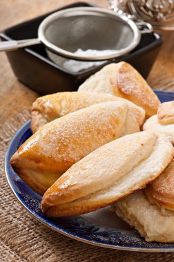 Süzme peynir ile tanımlama