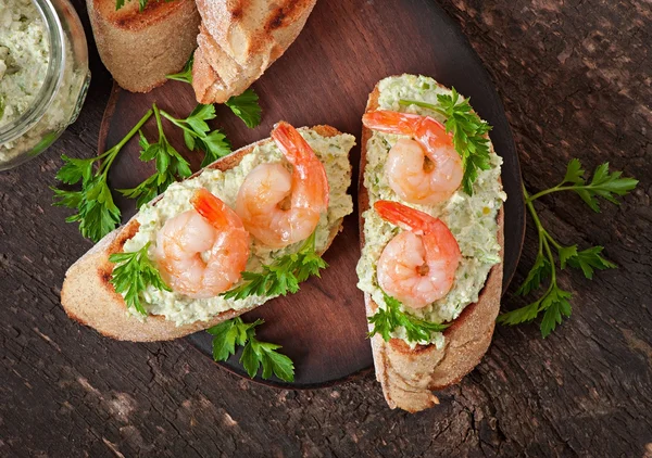 Bruschetta met garnalen — Stockfoto