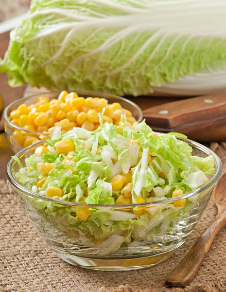 Cabbage salad with corn — Stock Photo, Image