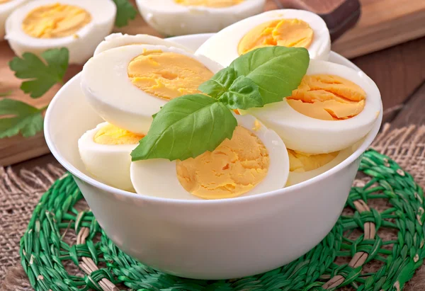 Boiled eggs in a bowl — Stock Photo, Image