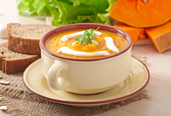 Delicioso creme de sopa de abóbora — Fotografia de Stock