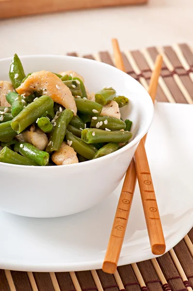Salad of green beans with chicken — Stock Photo, Image