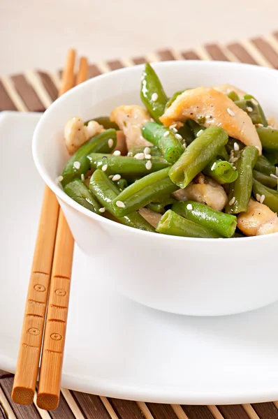 Salad of green beans with chicken — Stock Photo, Image