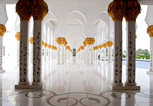 谢赫扎耶德大清真寺 — 图库照片