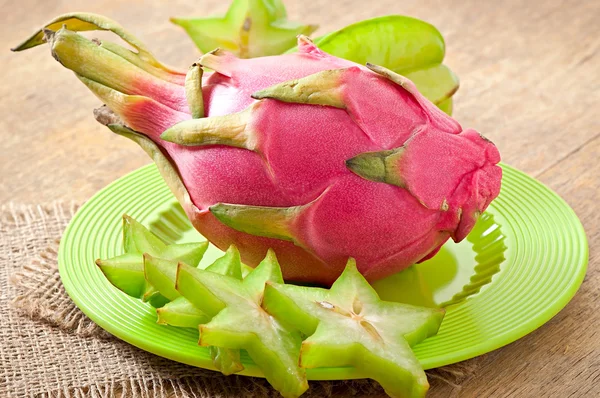 드래곤 과일와 carambola — 스톡 사진