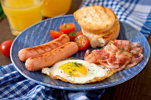 Pequeno-almoço inglês saboroso — Fotografia de Stock