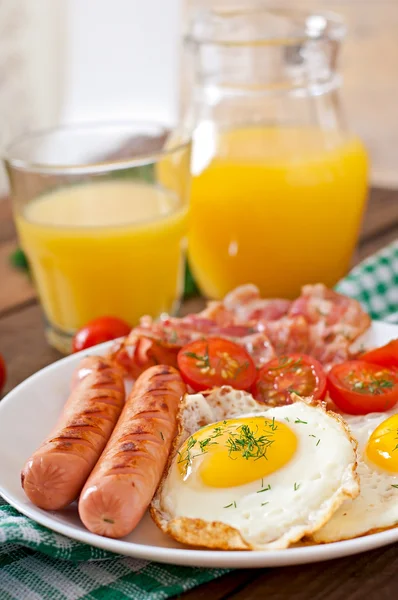 Pequeno-almoço inglês saboroso — Fotografia de Stock