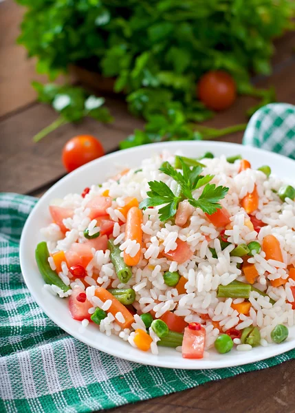 Healthy rice with vegetables — Stock Photo, Image